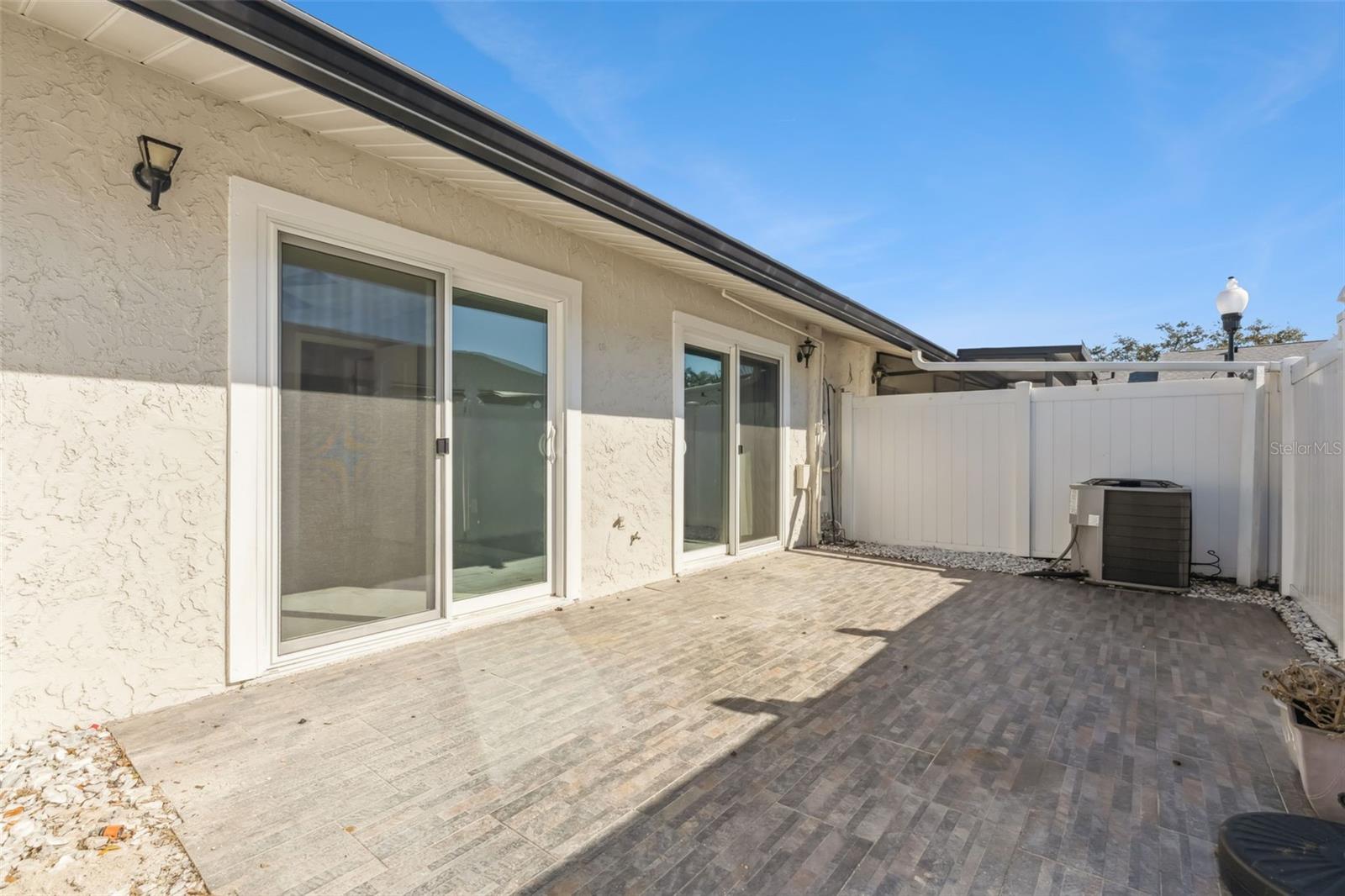 PARK LAKE VILLAS CONDO - Residential