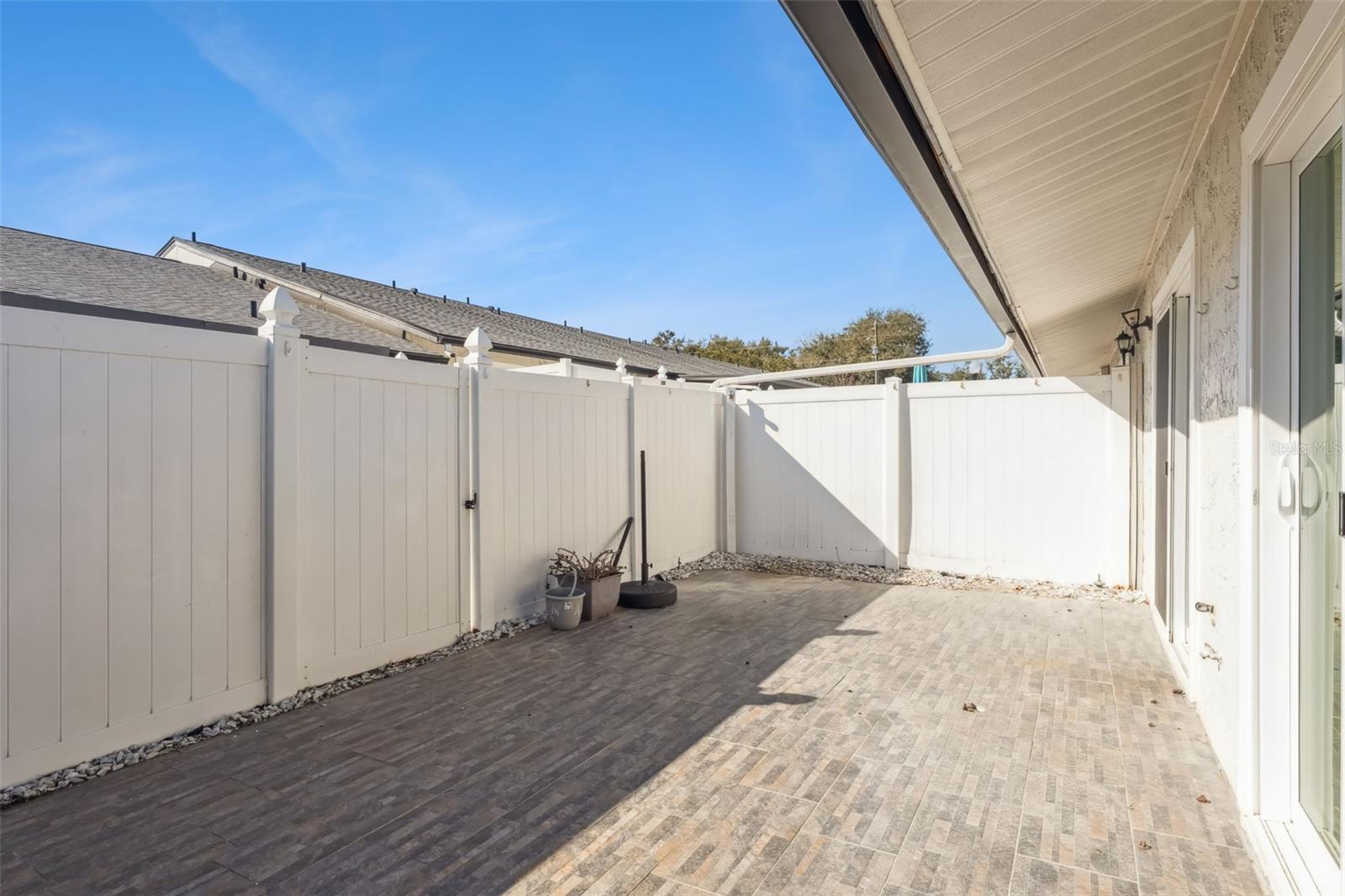 PARK LAKE VILLAS CONDO - Residential