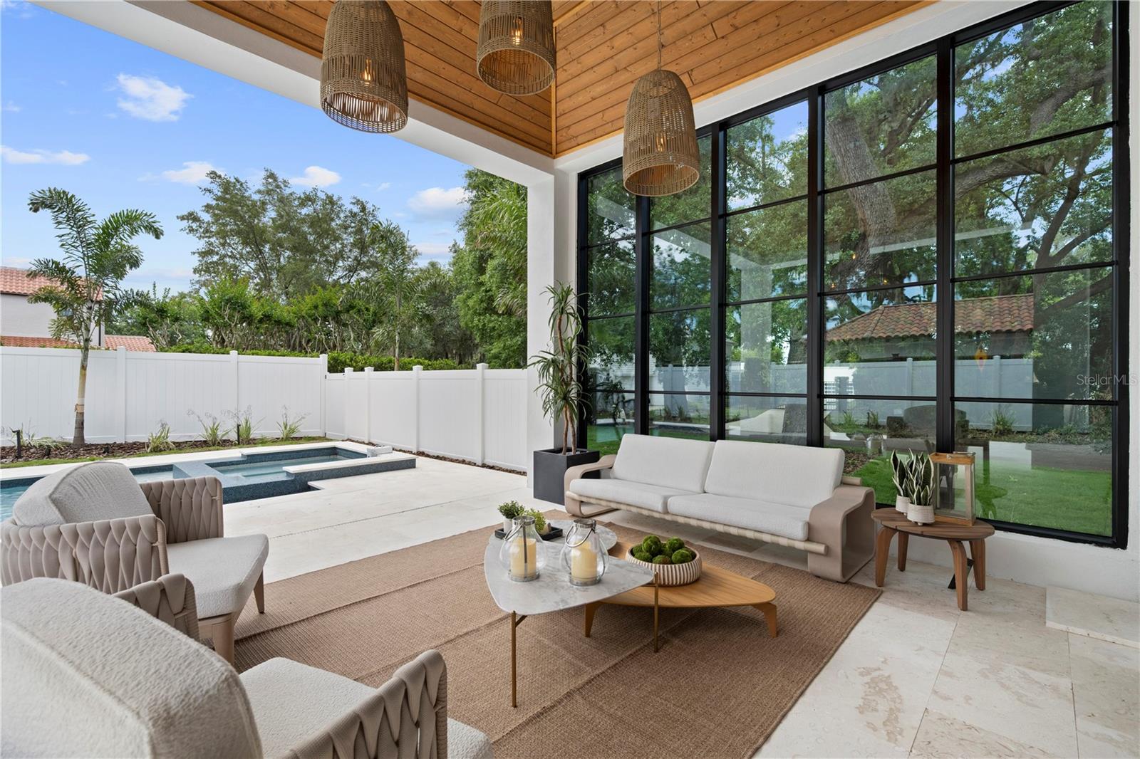 FOREST HILLS - Residential