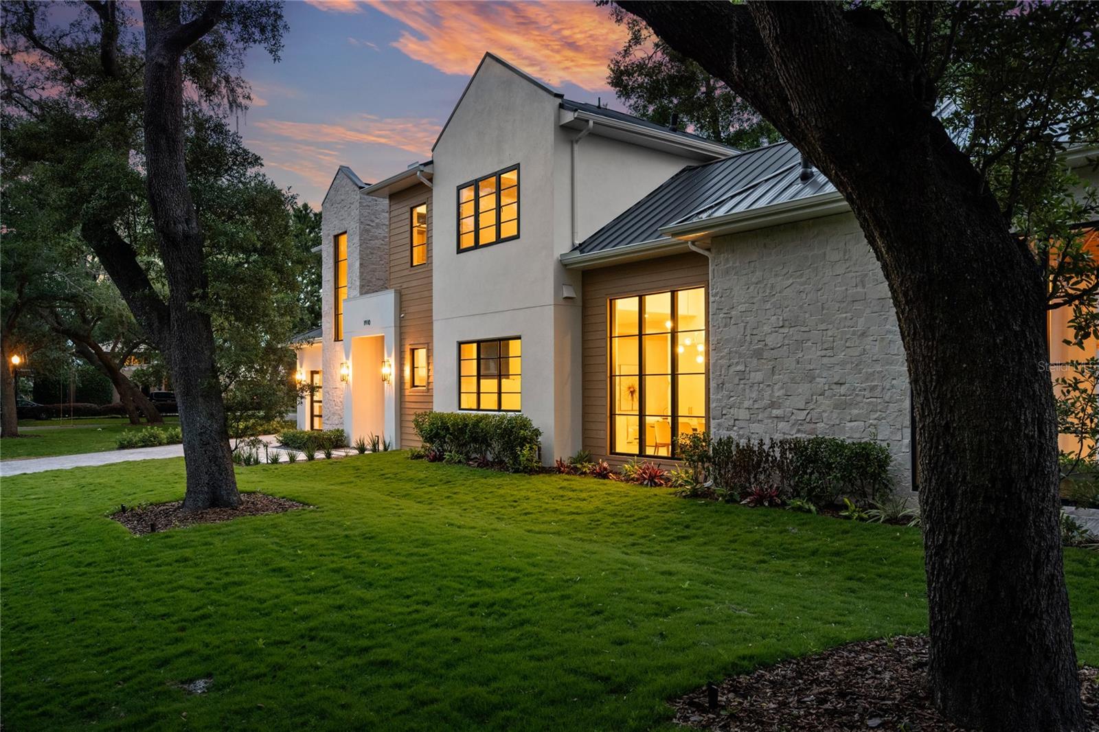FOREST HILLS - Residential