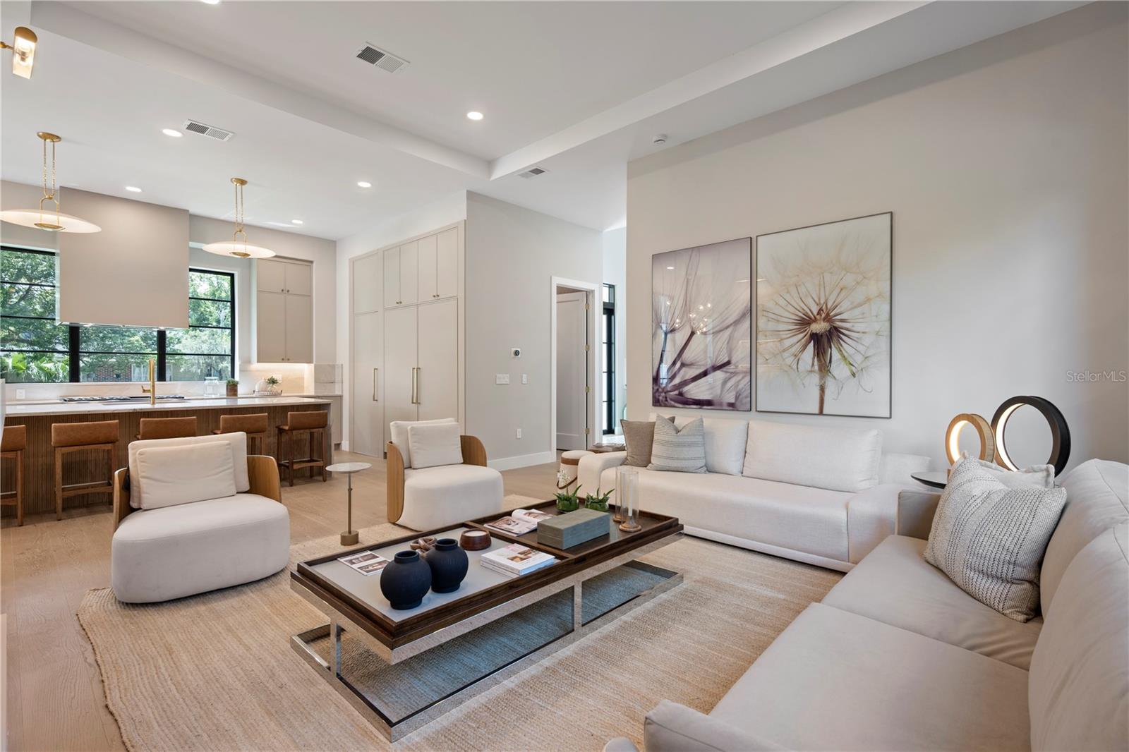 FOREST HILLS - Residential