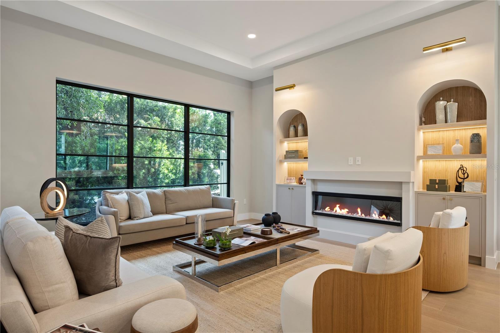 FOREST HILLS - Residential