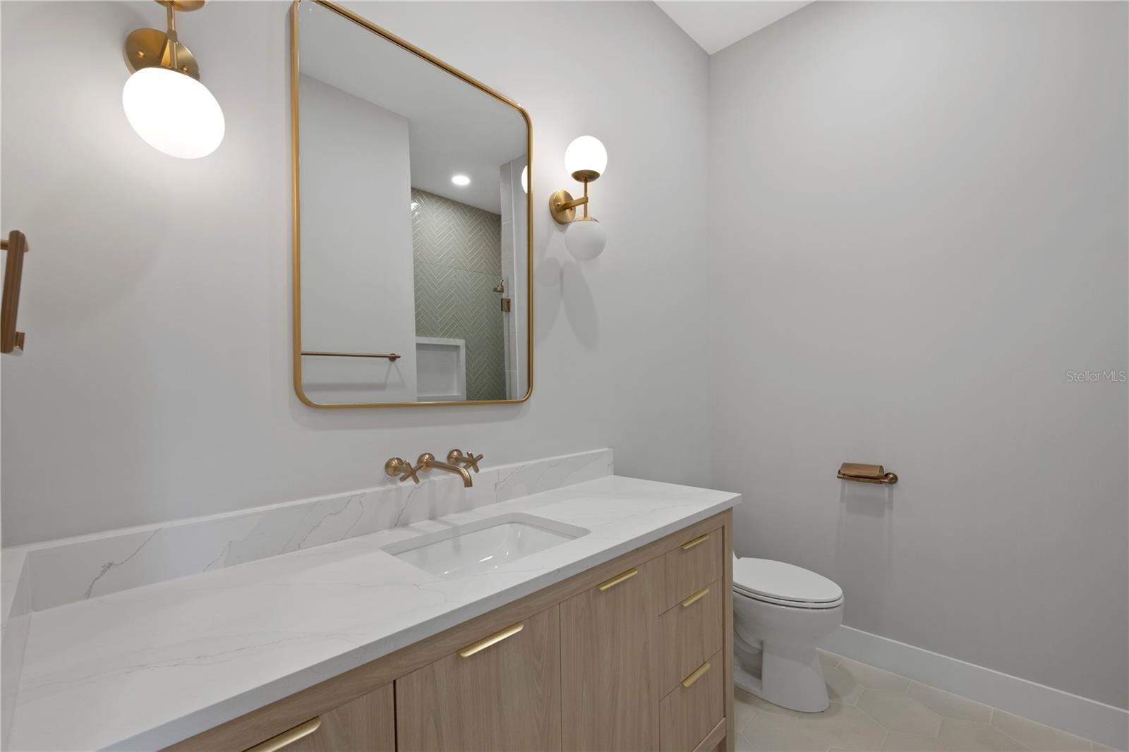 FOREST HILLS - Residential