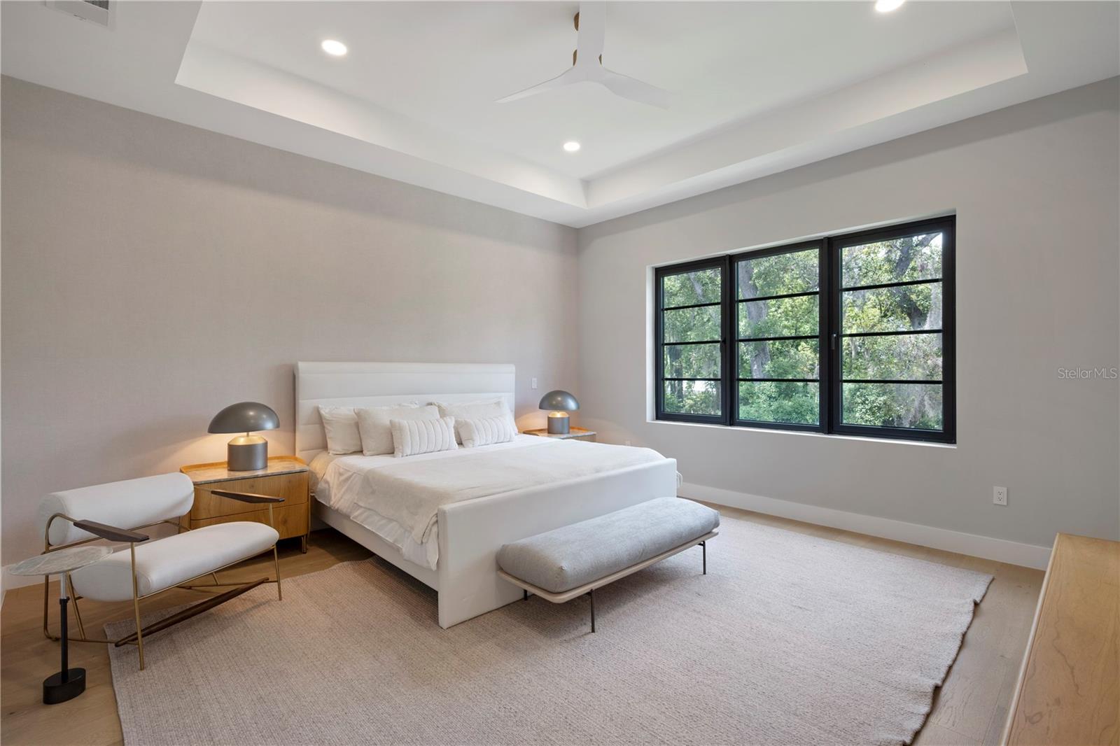 FOREST HILLS - Residential
