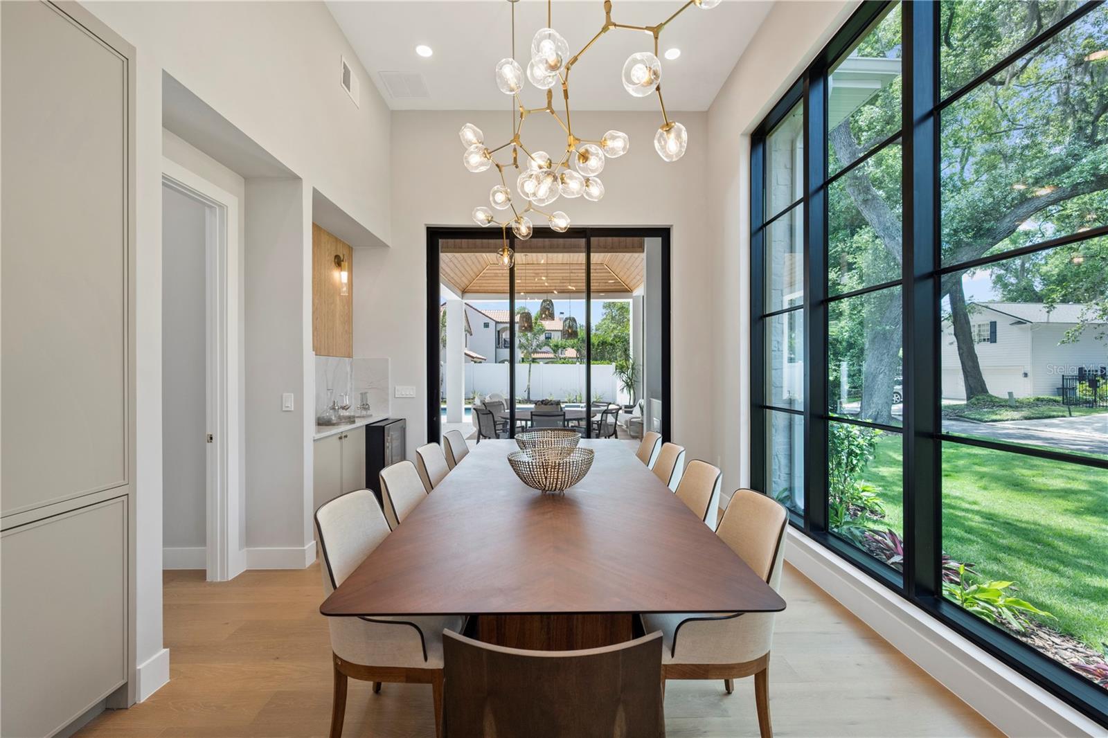 FOREST HILLS - Residential
