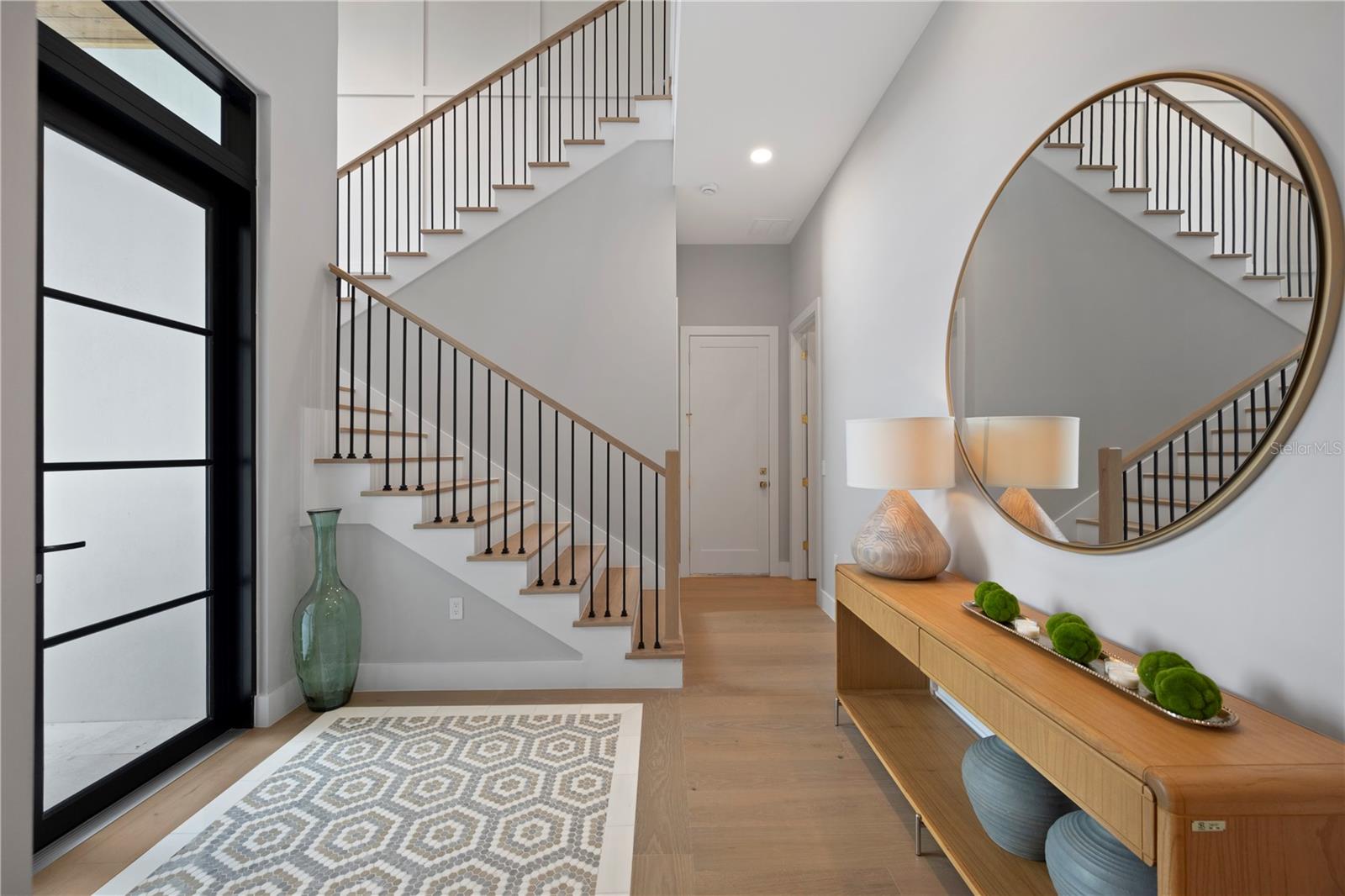 FOREST HILLS - Residential
