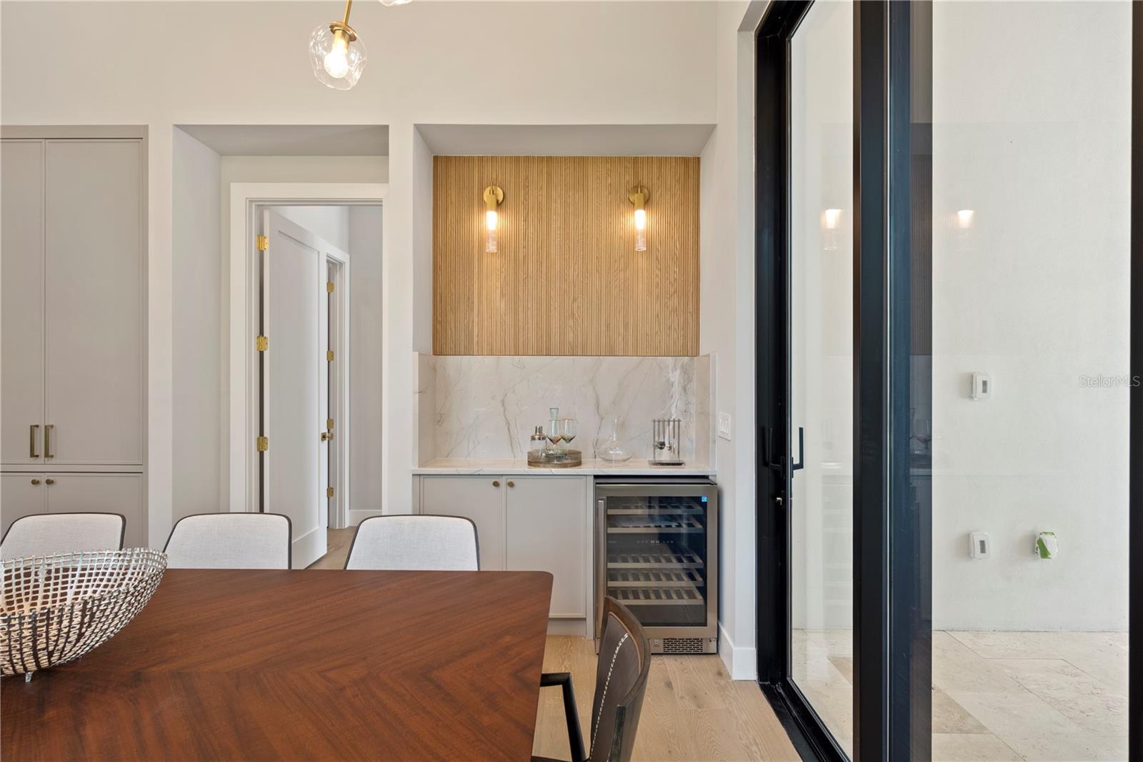 FOREST HILLS - Residential