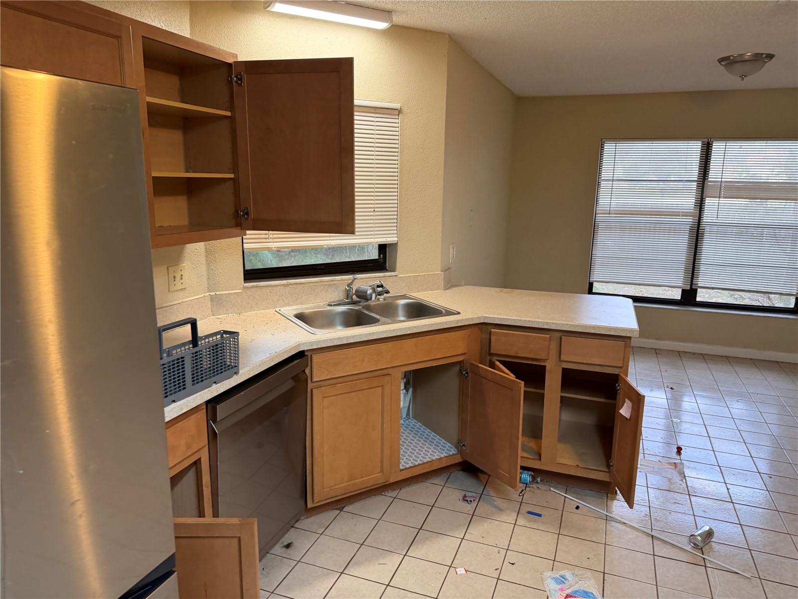 1760 HARBOR OAKS PLACE