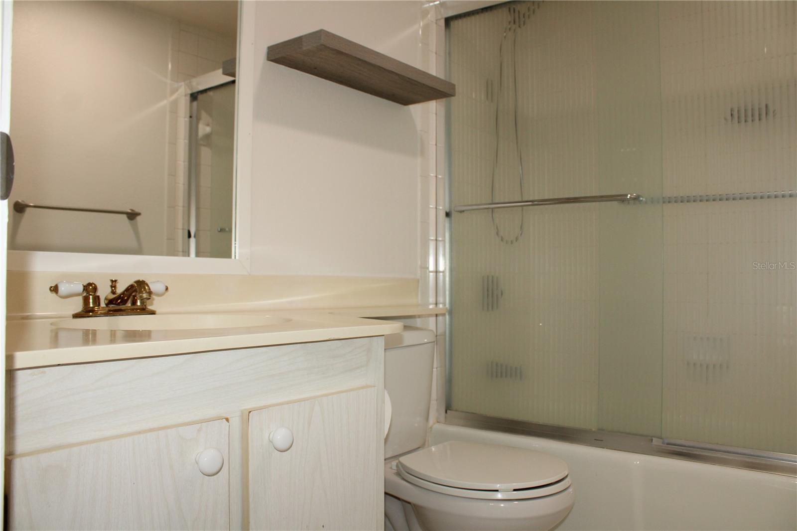 SABAL PALM GARDENS PH II - Residential Lease