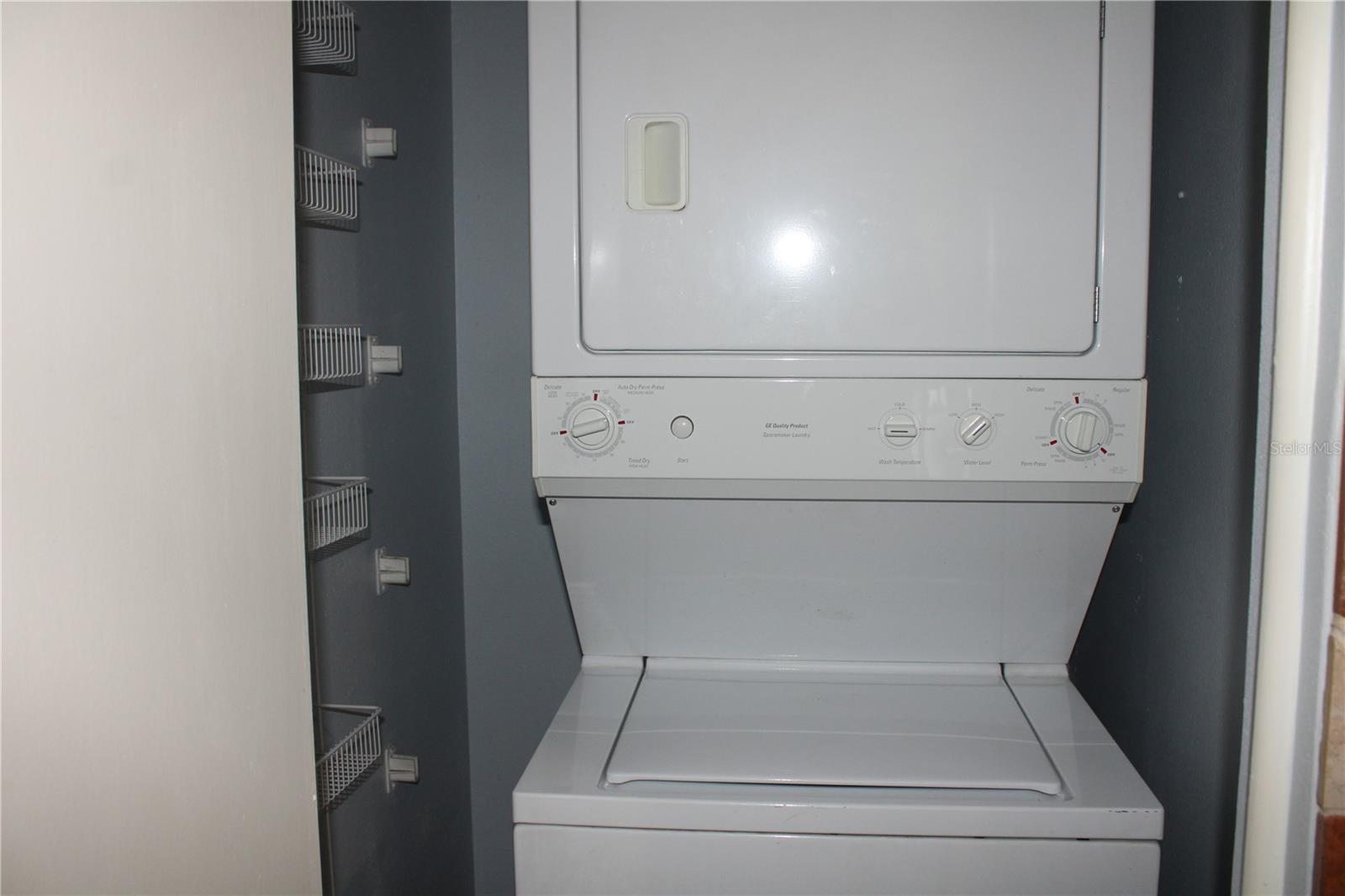 SABAL PALM GARDENS PH II - Residential Lease