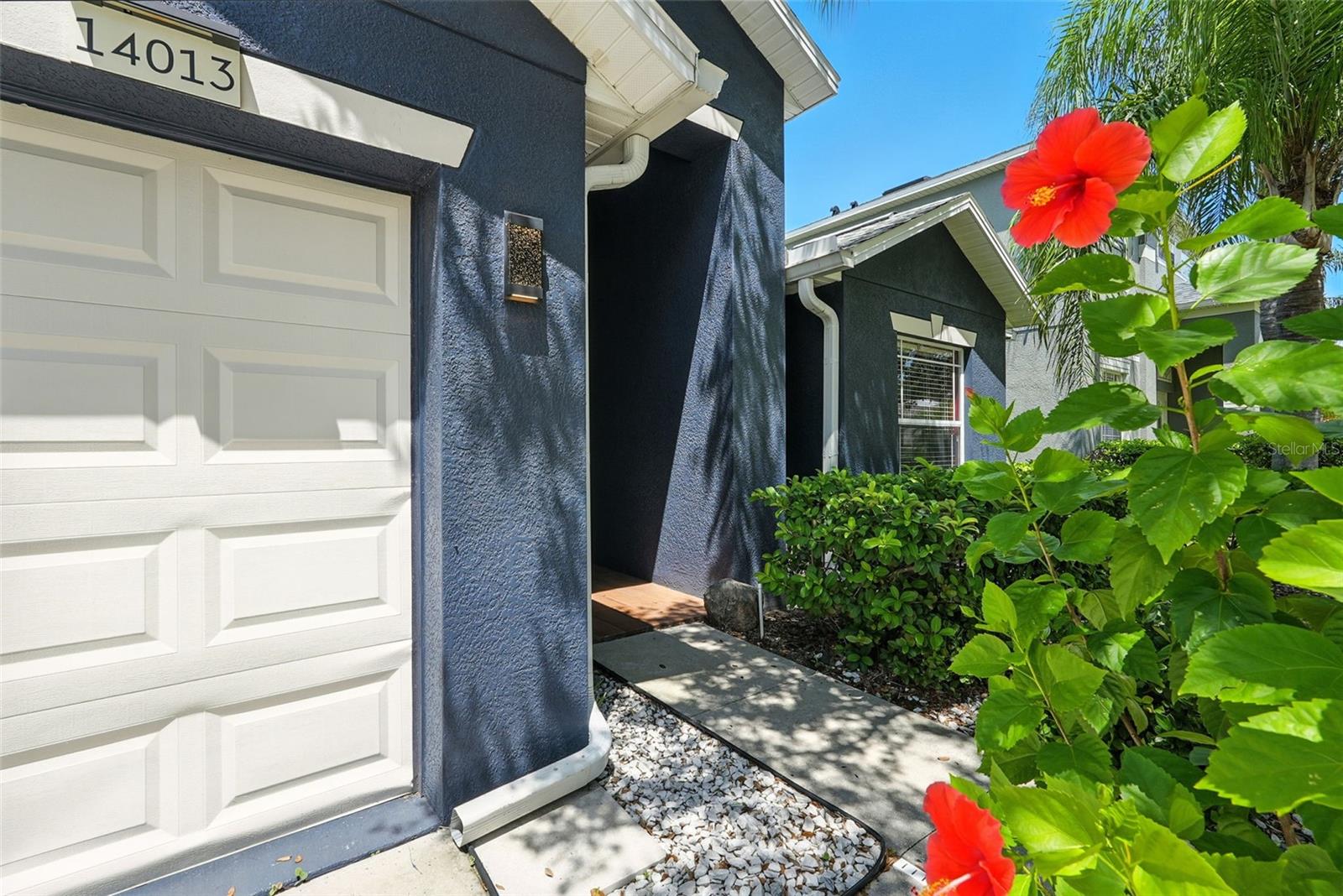 14013 HOLLOW CREST PLACE