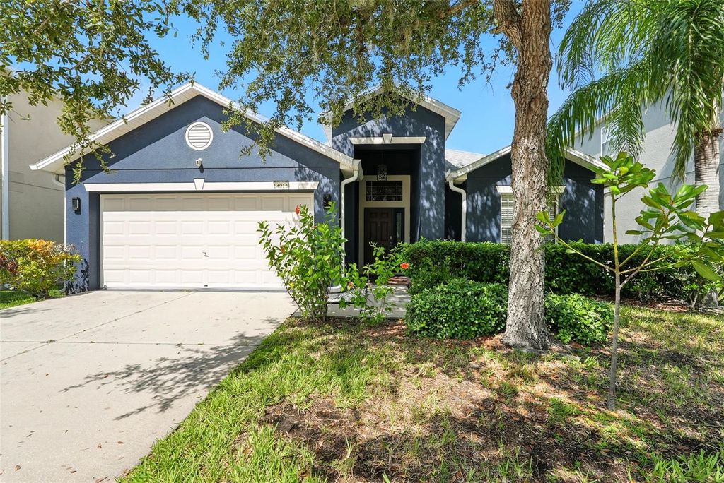 Photo of 14013 Hollow Crest Place, Riverview, FL 33579 (MLS # O6314733)