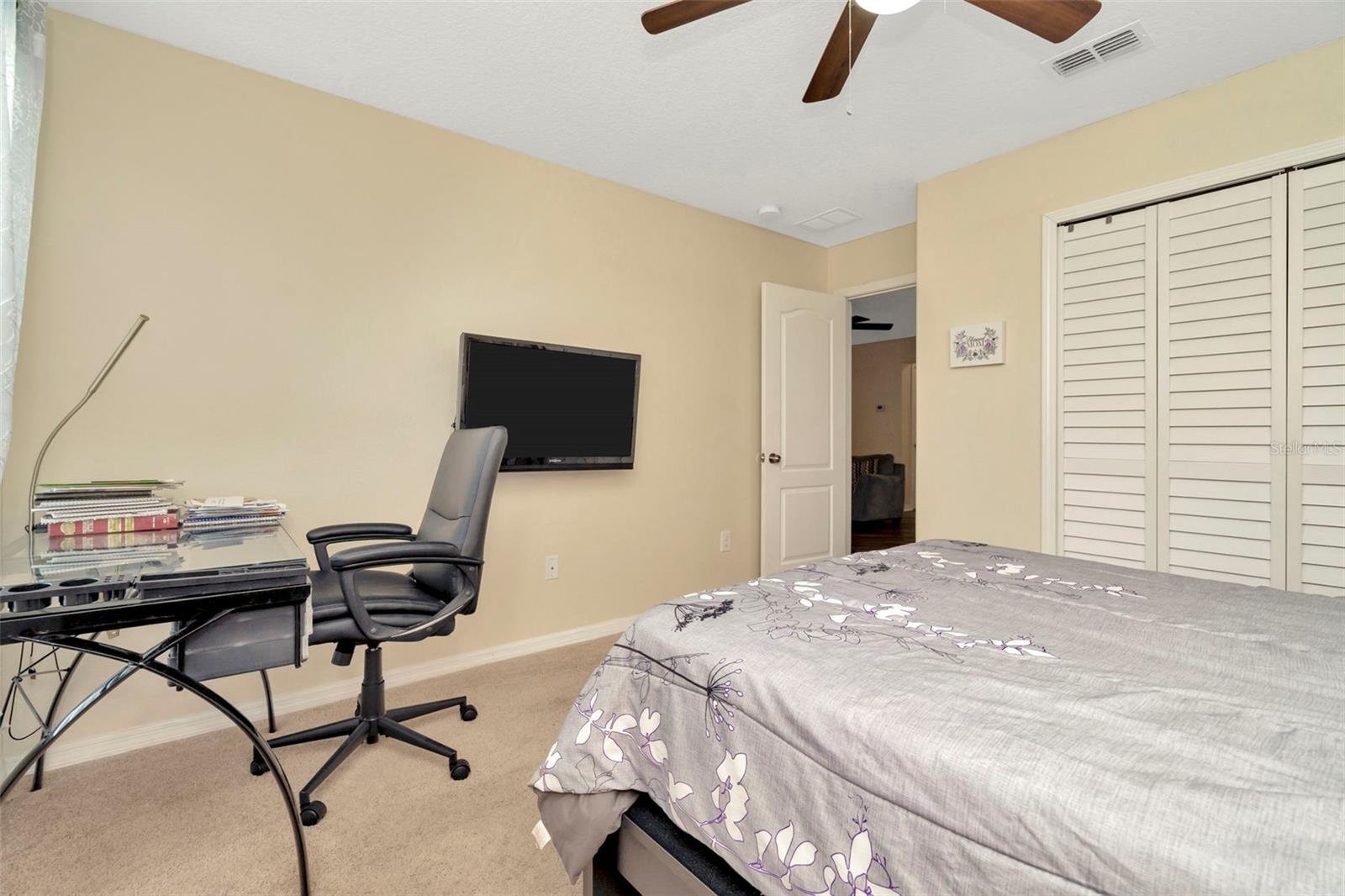 SHELL POINT MANOR - Residential