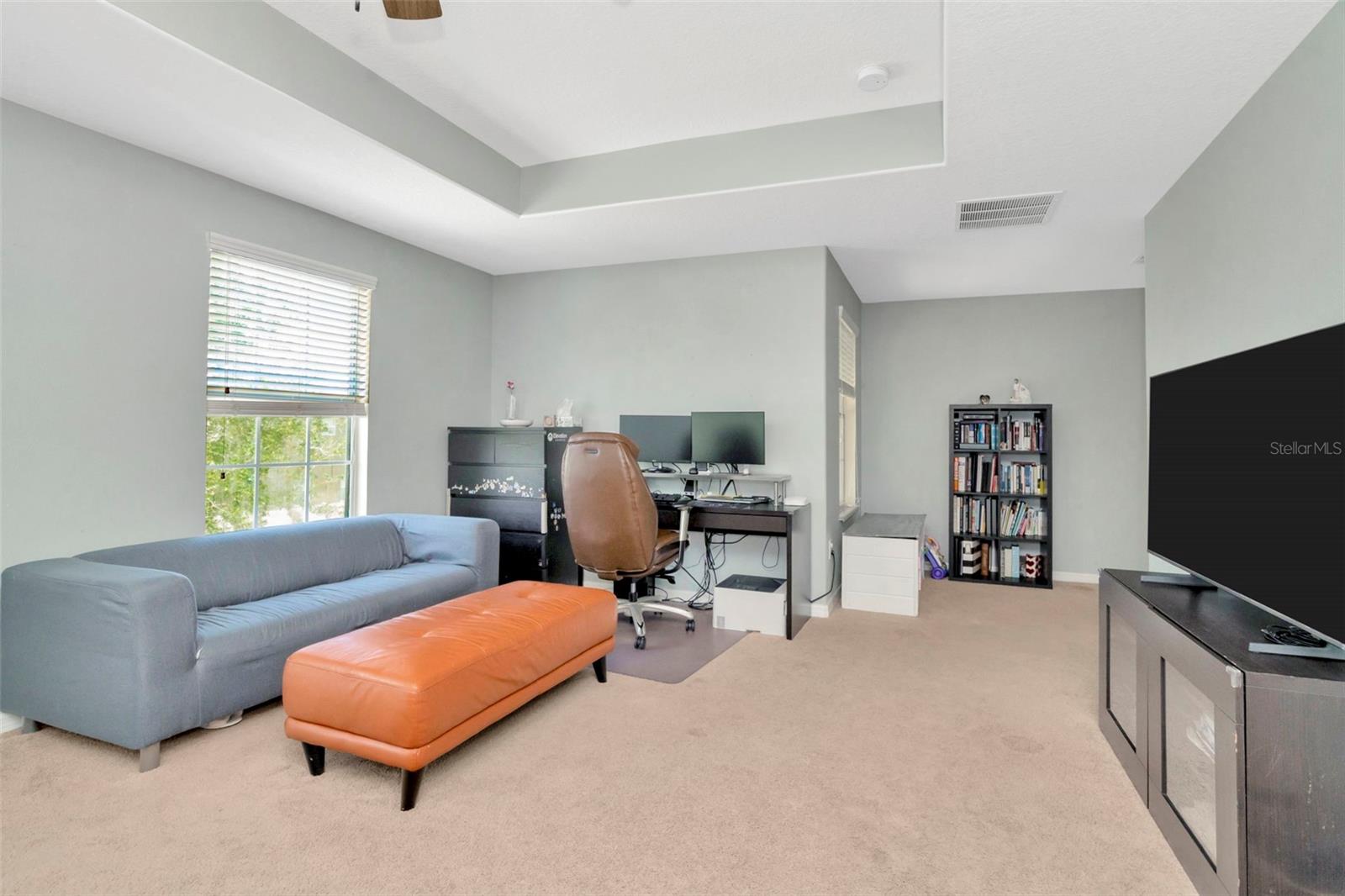 SHELL POINT MANOR - Residential