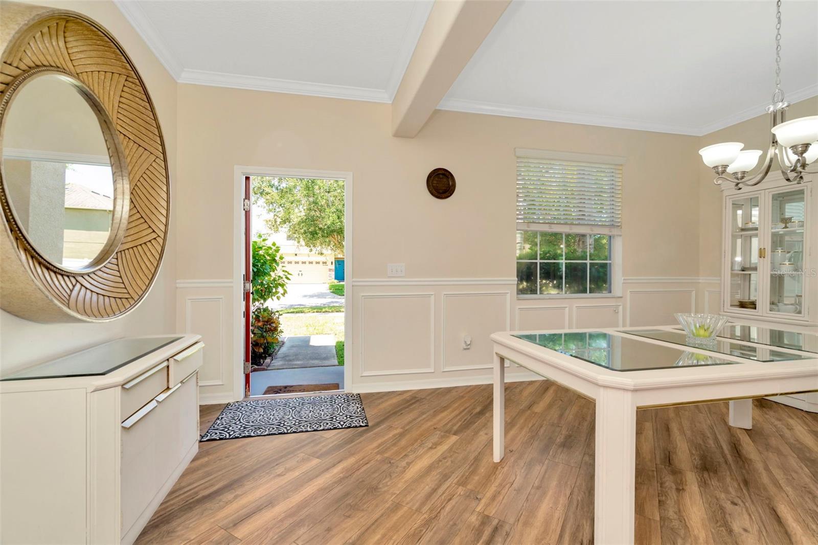 SHELL POINT MANOR - Residential