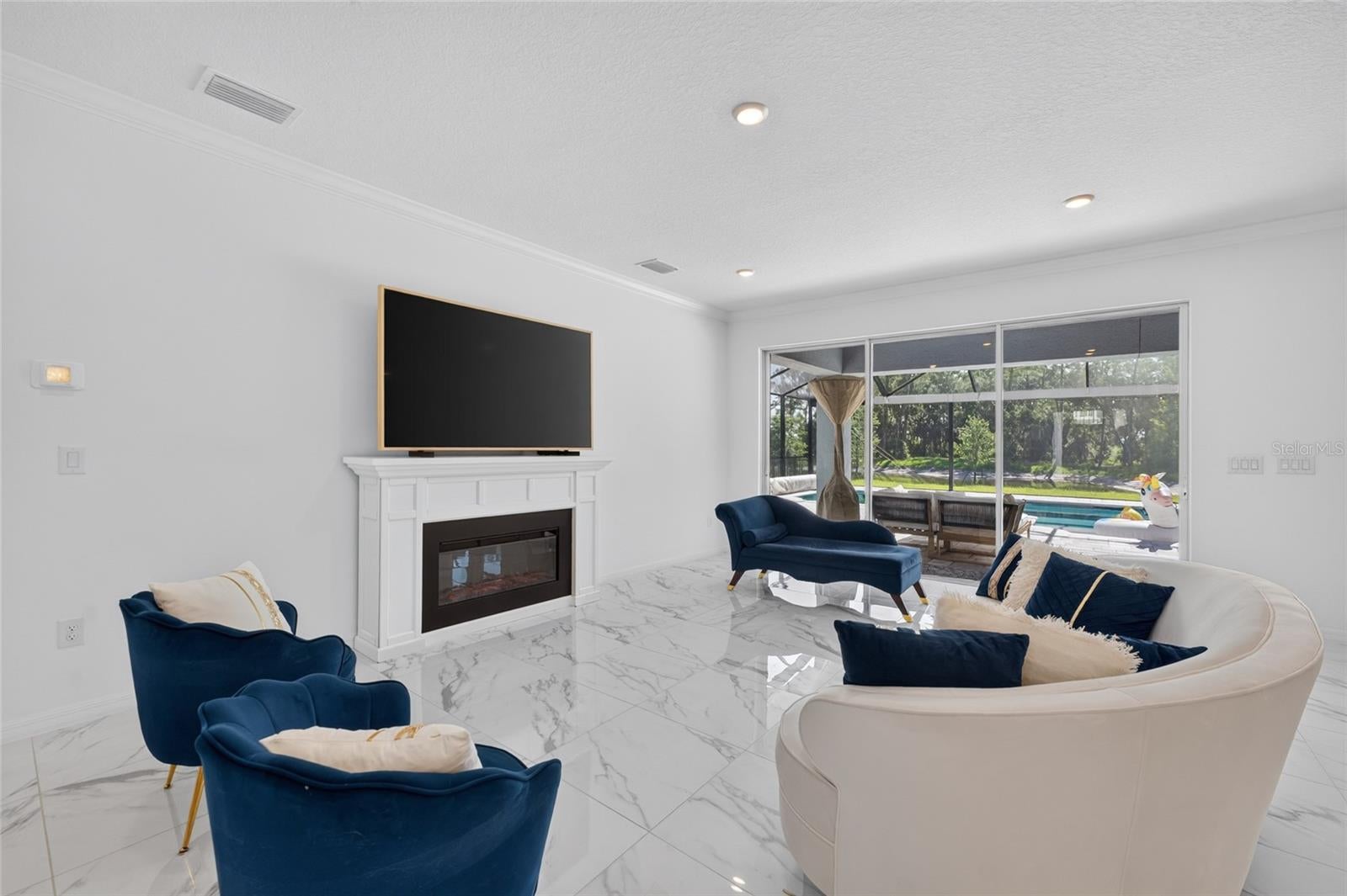 33751 LANDSMAN LOOP