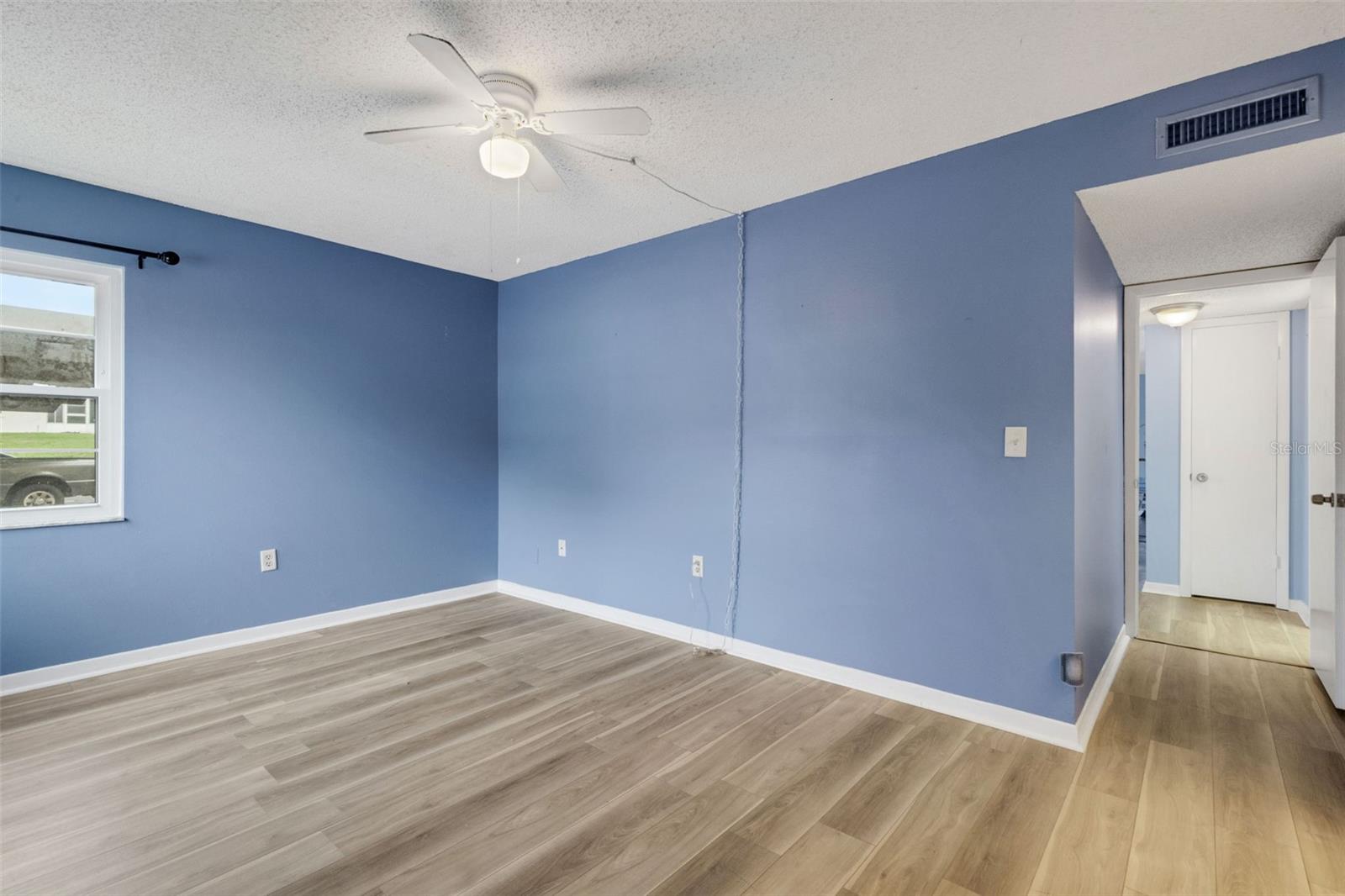 KIMBERLEA CONDO 02 - Residential