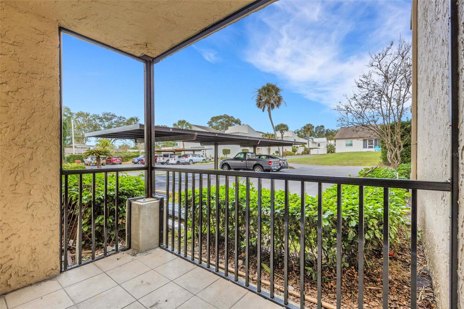 KIMBERLEA CONDO 02 - Residential