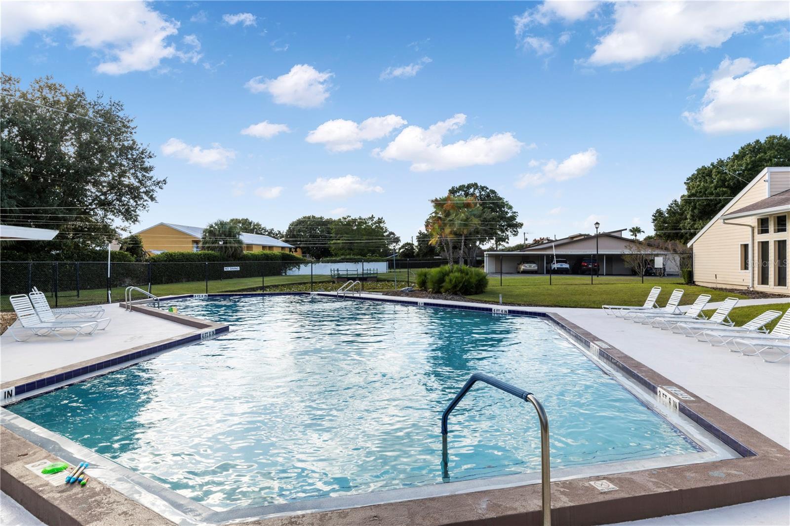 KIMBERLEA CONDO 02 - Residential