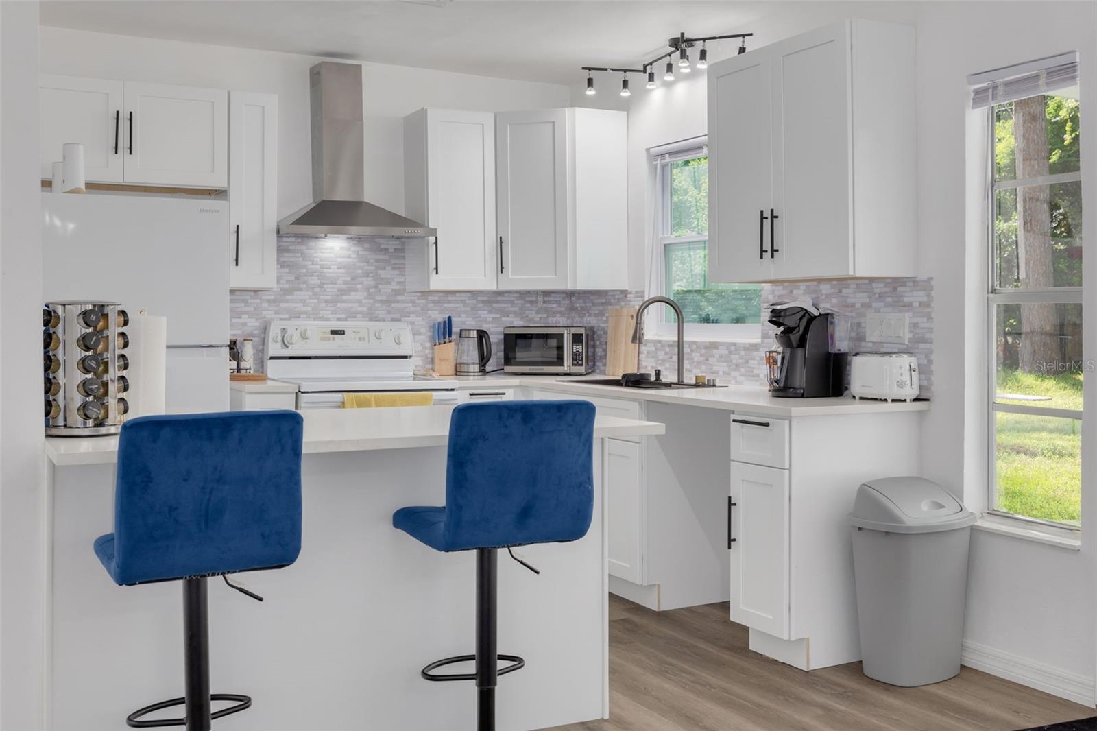 PALM TERRACE - Residential Lease