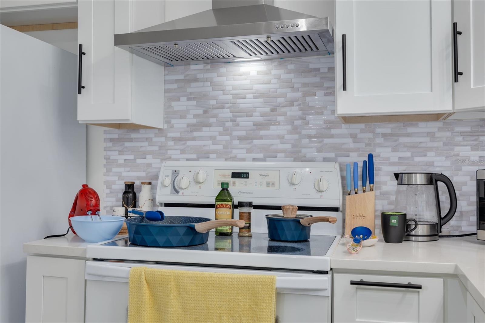 PALM TERRACE - Residential Lease