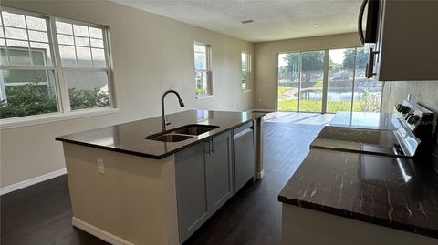 Townhouse in DAVENPORT FL 619 LAKE SHORE PARKWAY 3.jpg