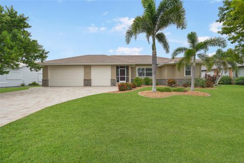 Photo of 3829 Bordeaux Drive, Punta Gorda, FL 33950 (MLS # C7514849) Photo of 3829 Bordeaux Drive, Punta Gorda, FL 33950 (MLS # C7514849)