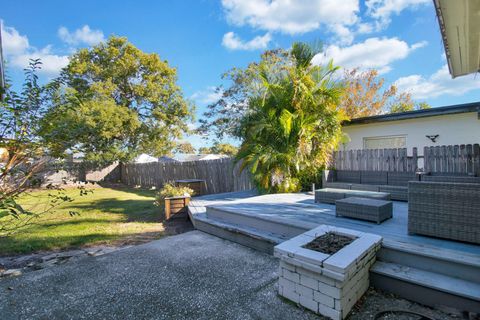 A home in WINTER PARK