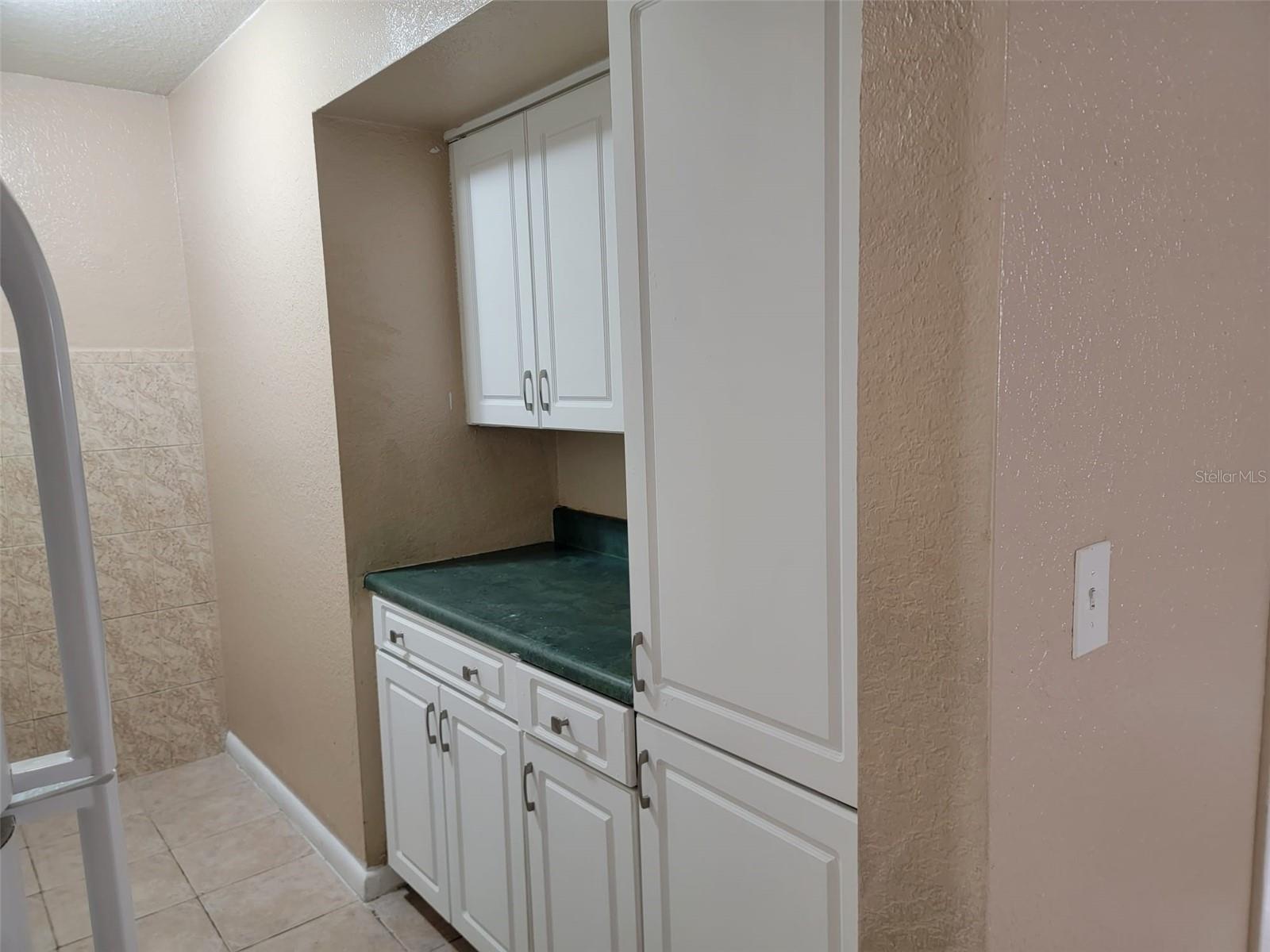 PLAZA DE LAS FUENTES CONDO - Residential