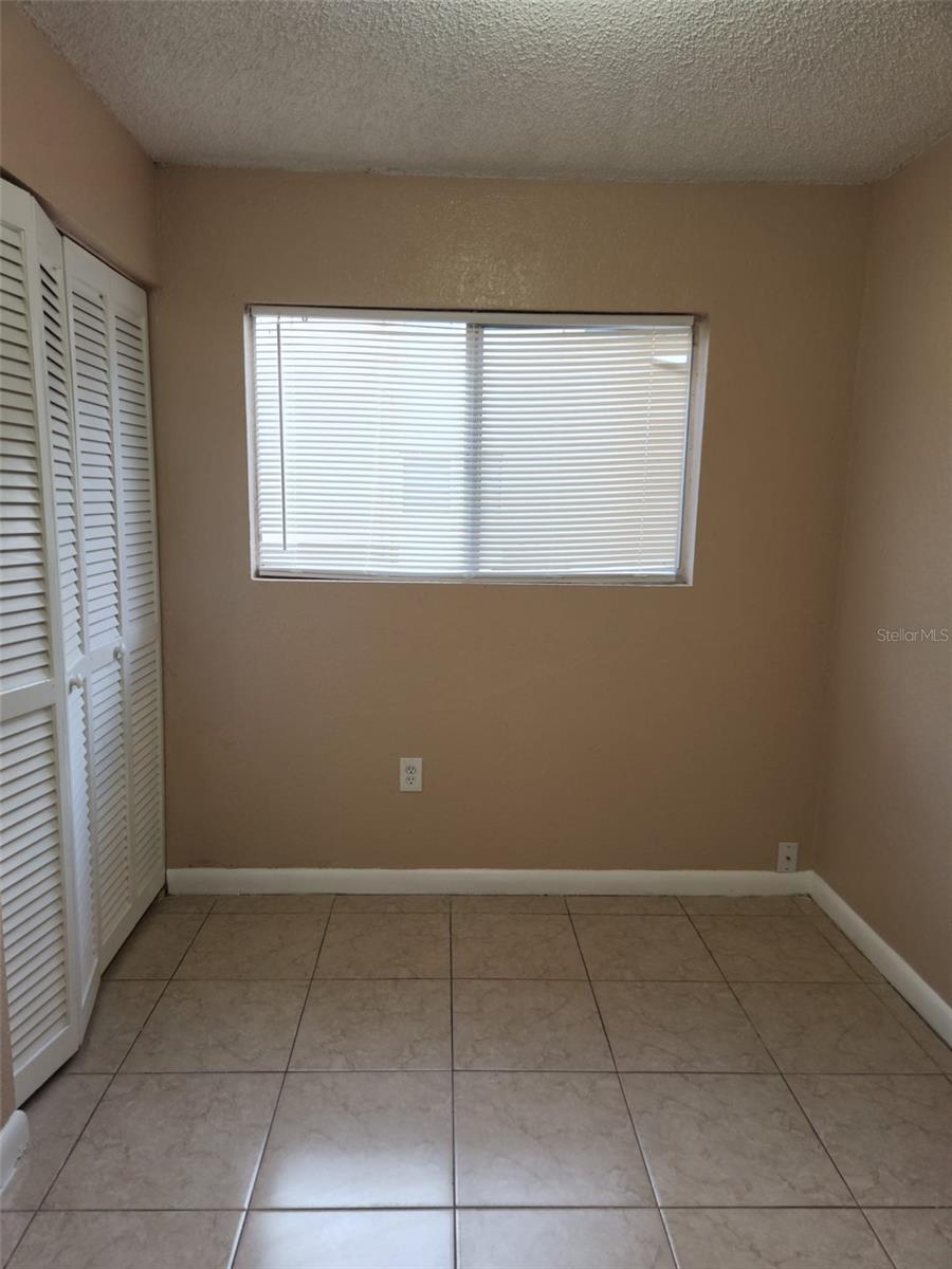 PLAZA DE LAS FUENTES CONDO - Residential