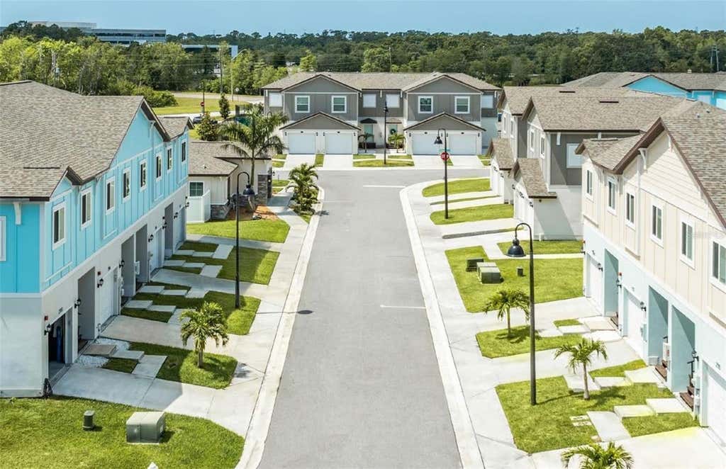 Photo of 2108 Sebring Place, Clearwater, FL 33760 (MLS # TB8537138)