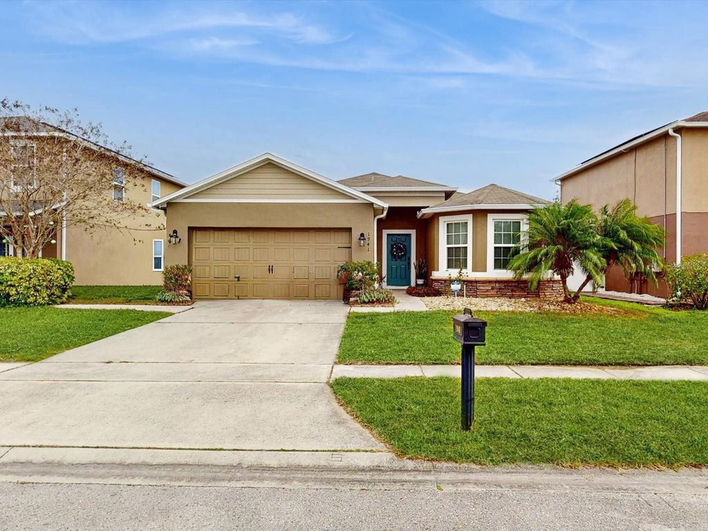 Photo of 1941 Kettle Creek Drive, Saint Cloud, FL 34769 (MLS # S5139466)