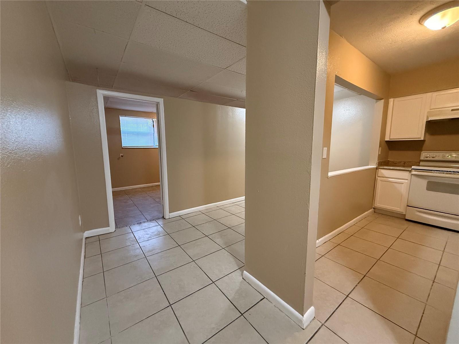 TEMPLE CREST UNIT 1 - Residential Lease