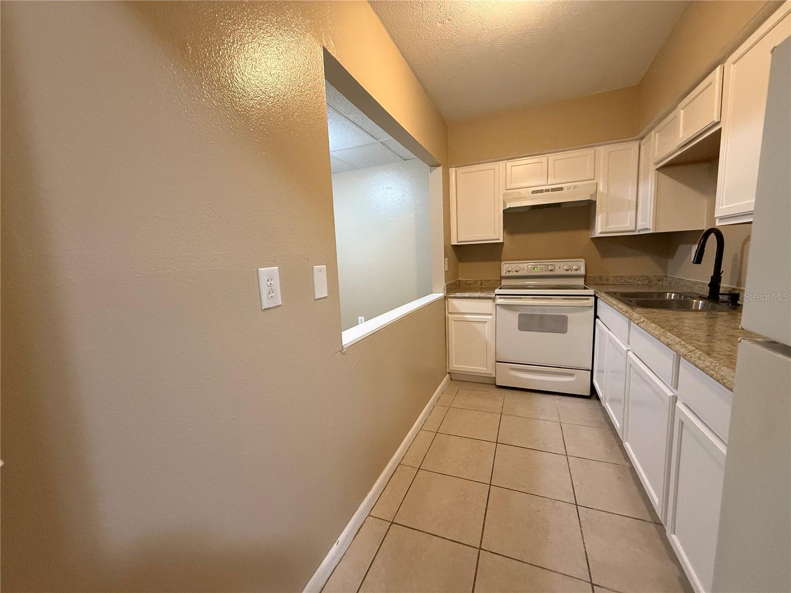 TEMPLE CREST UNIT 1 - Residential Lease