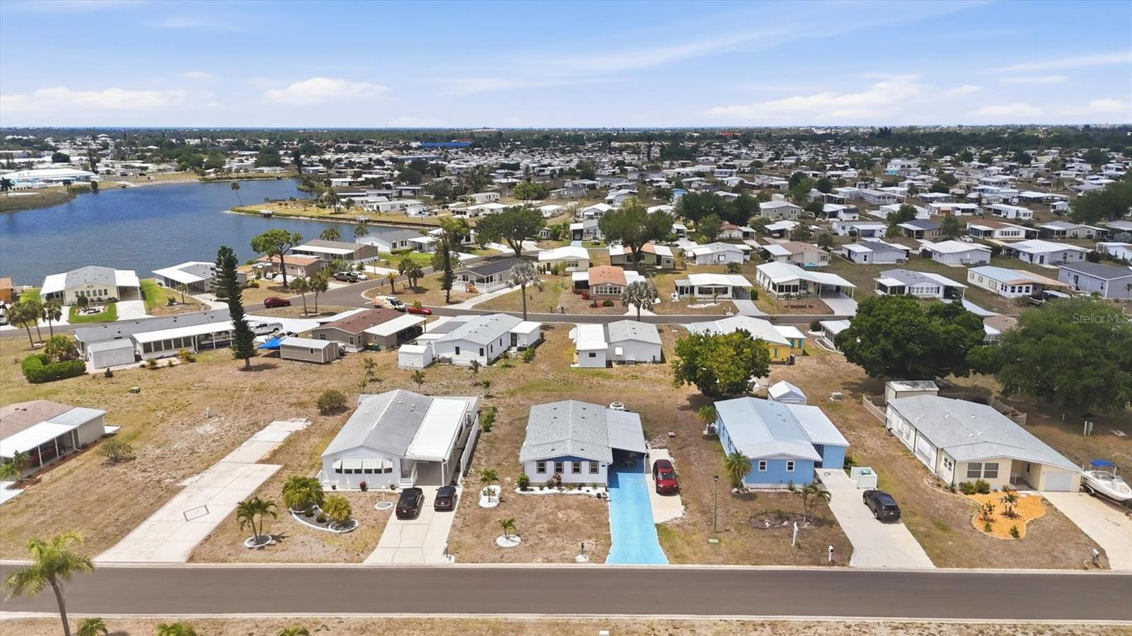 LEMON BAY ISLES PH 02 - Residential