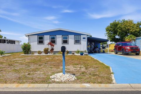 Photo of 6167 Oriole Boulevard, Englewood, FL 34224 (MLS # D6147248)