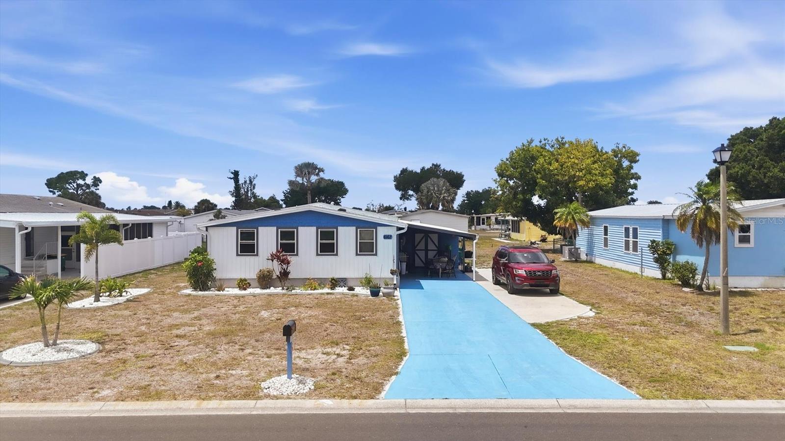 LEMON BAY ISLES PH 02 - Residential