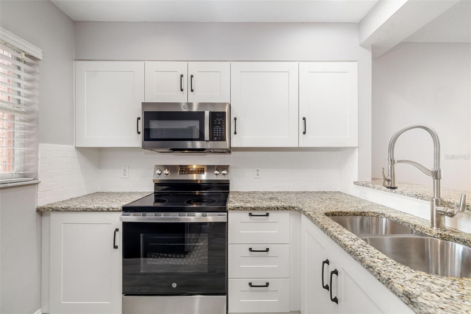 MAGNOLIA PLACE - Residential