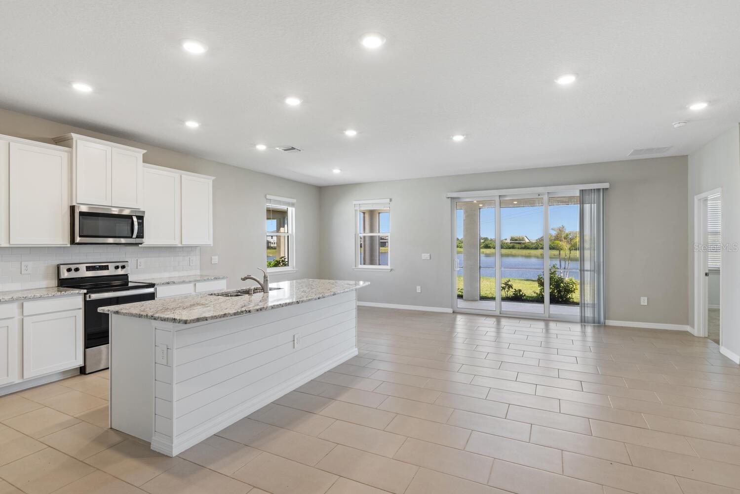 PROMENADE ESTATES PH II - Residential