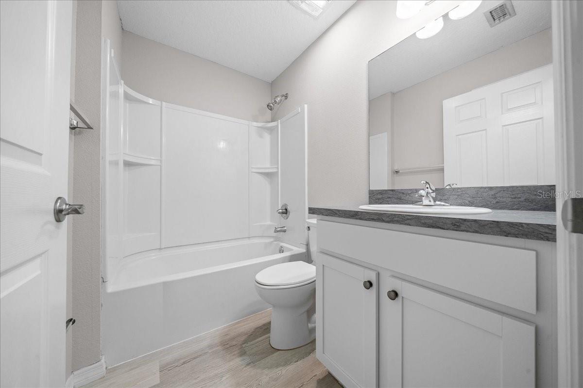 SILVER SPGS SHORES UN #32 - Residential