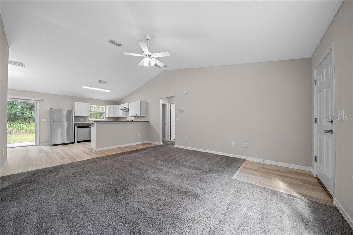 SILVER SPGS SHORES UN #32 - Residential