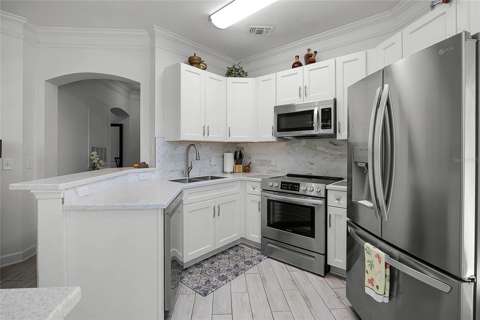 MIRABELLA CONDOMINIUM - Residential