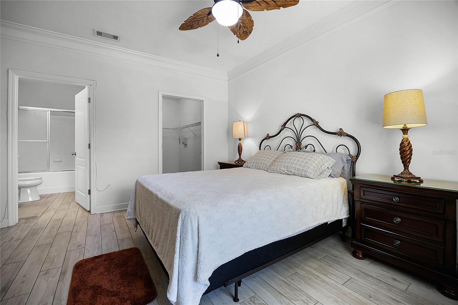 MIRABELLA CONDOMINIUM - Residential