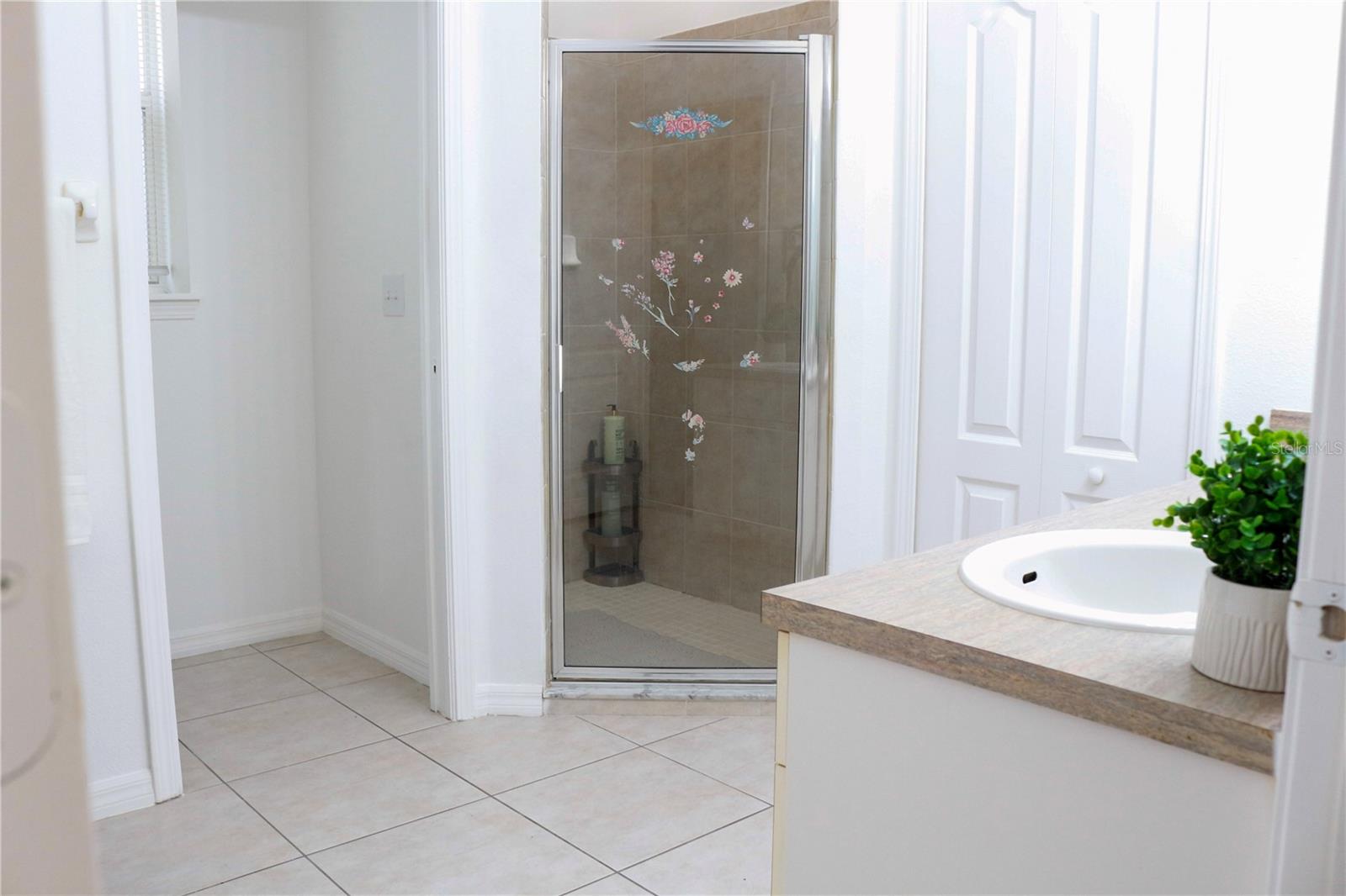 FIDDLERS COVE - Residential