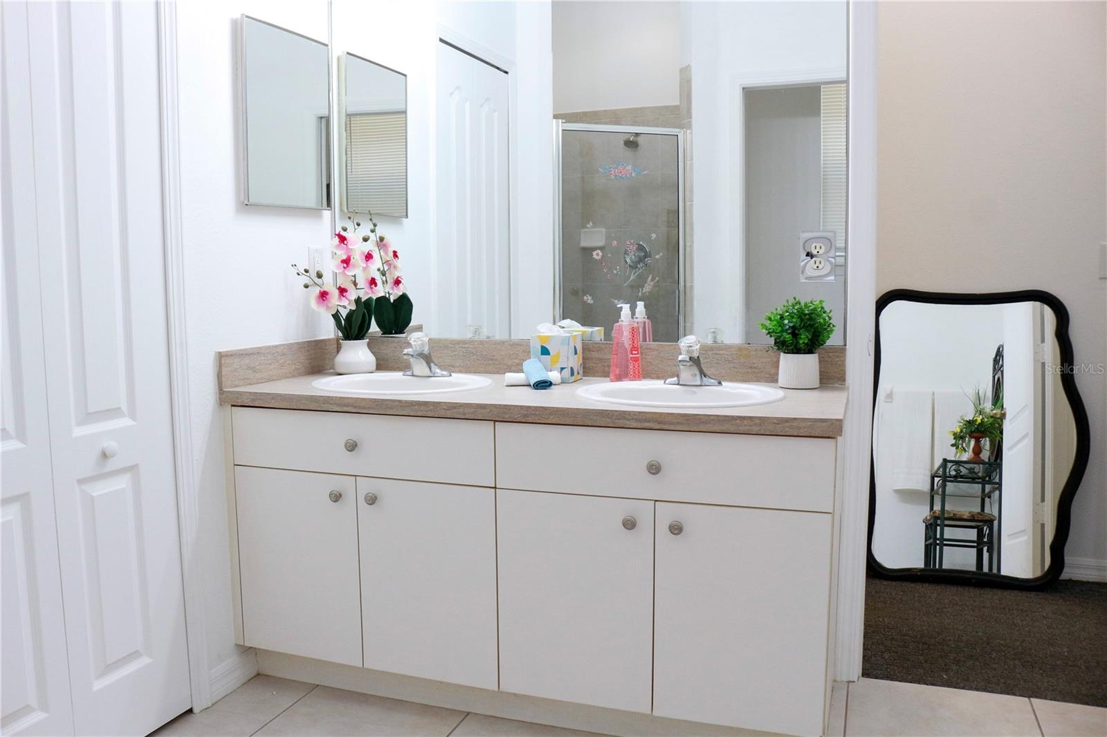 FIDDLERS COVE - Residential