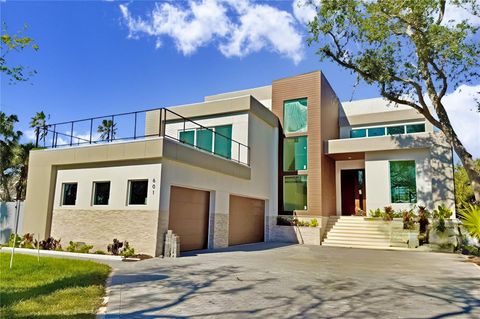 A home in SARASOTA