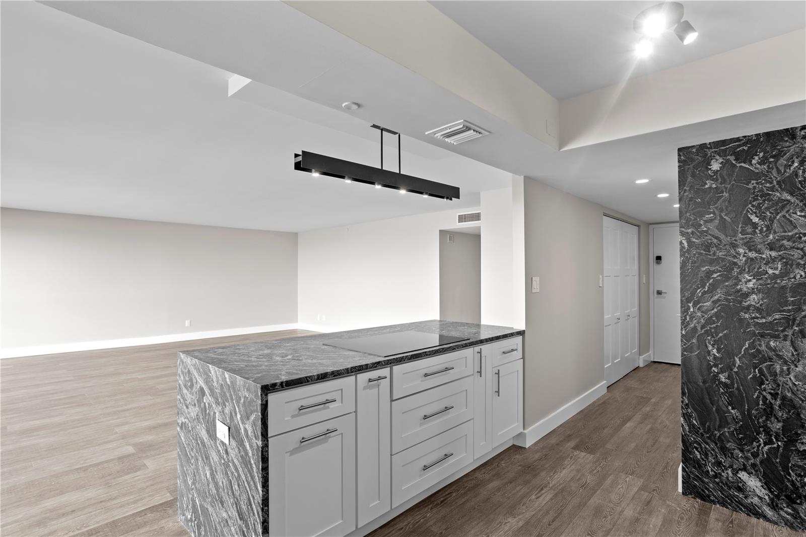 MONTE CARLO TOWERS A CONDOMINI - Residential