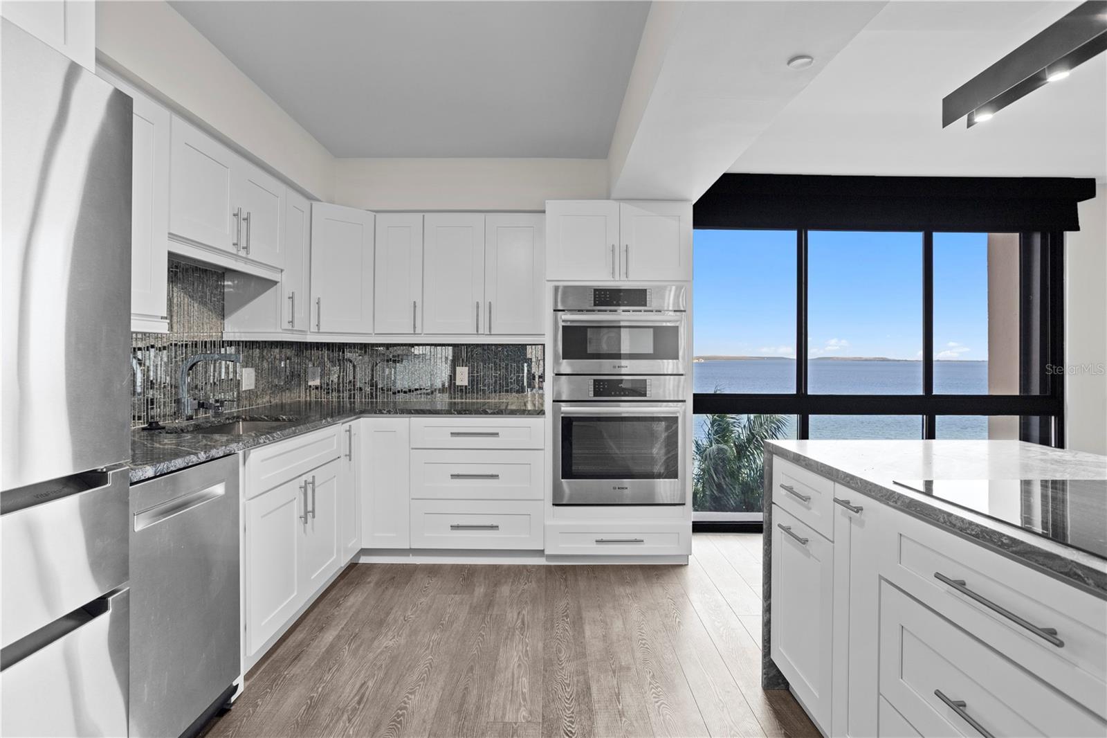 MONTE CARLO TOWERS A CONDOMINI - Residential