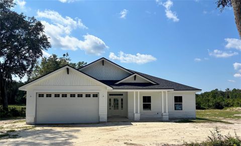 Photo of 5955 SE County Road 21b, Keystone Heights, FL 32656 (MLS # GC532356) Photo of 5955 SE County Road 21b, Keystone Heights, FL 32656 (MLS # GC532356)