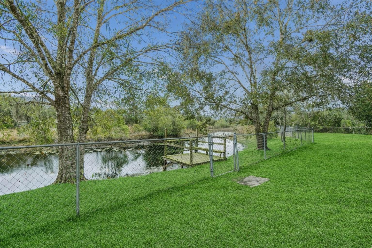 GOLDEN ACRES - Residential